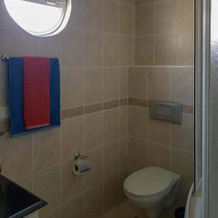 3-bedroom By The Pool * Μπέλεκ